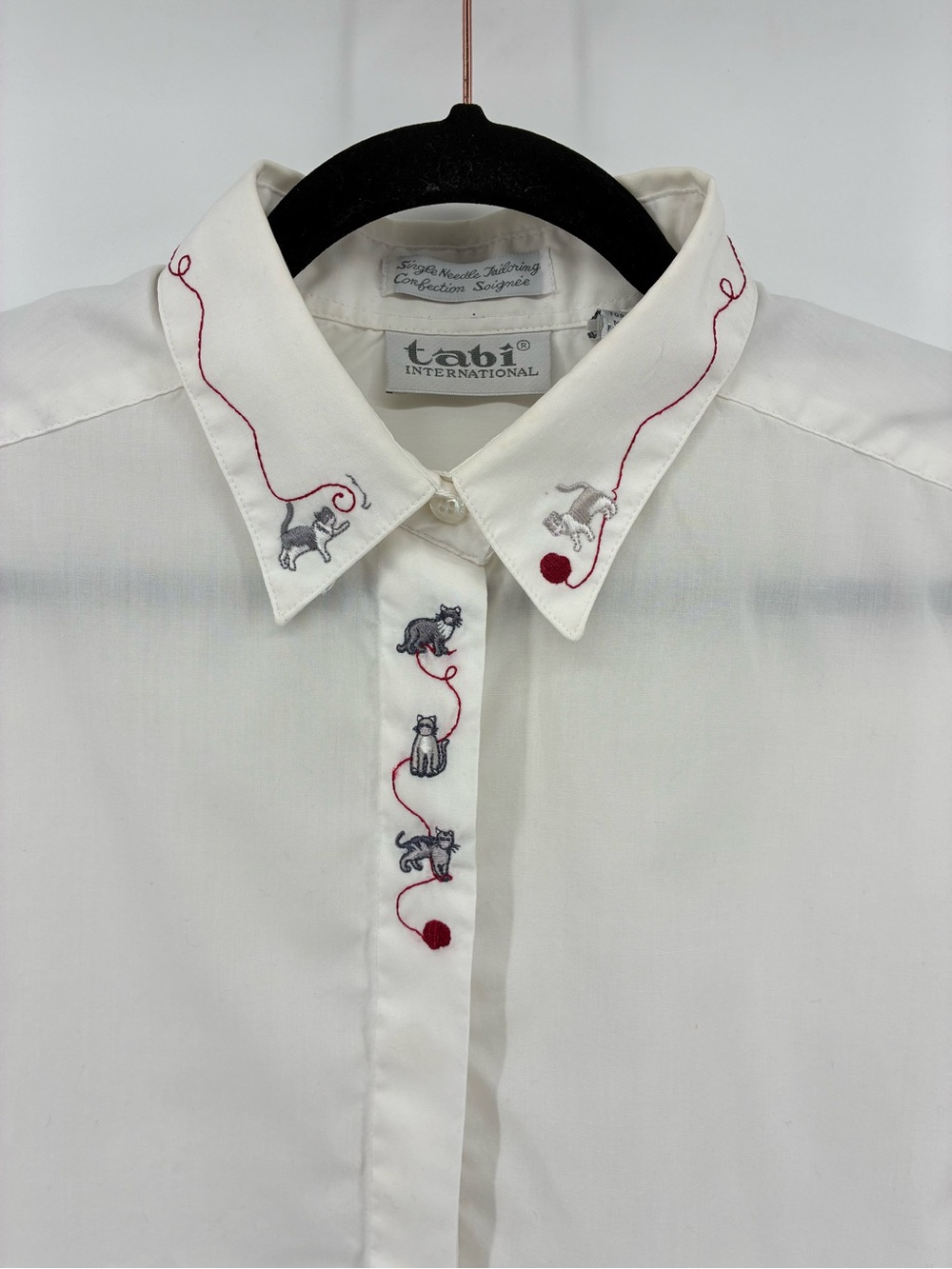 Vintage Tabi International Embroidered Cats Chasing Yarn White Cotton Shirt
